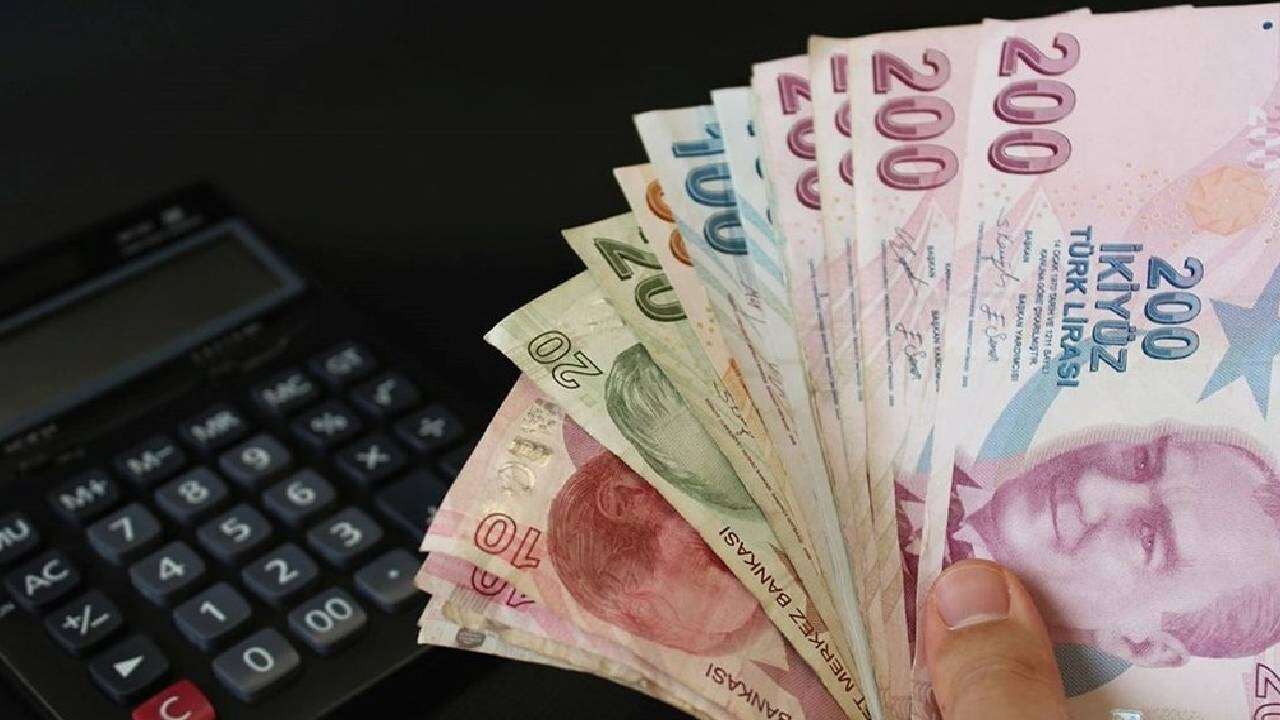 Özgür Erdursun işe başlama tarihine göre emeklilik şartlarını açıkladı: 7.000, 4.500 ve 7.200 gün kuralı, o şartı sağlayanlar emekli! 3